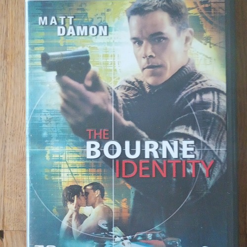 Universal the bourne identity - the,